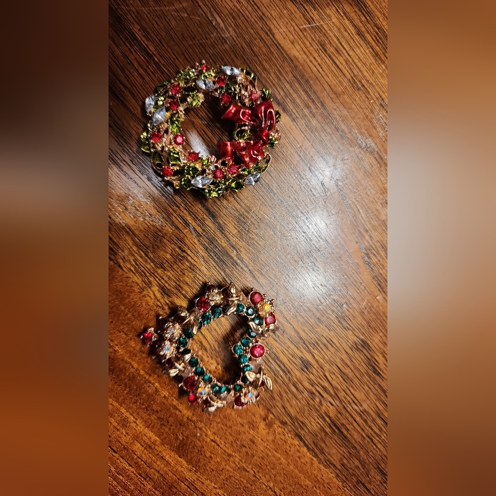 Broches